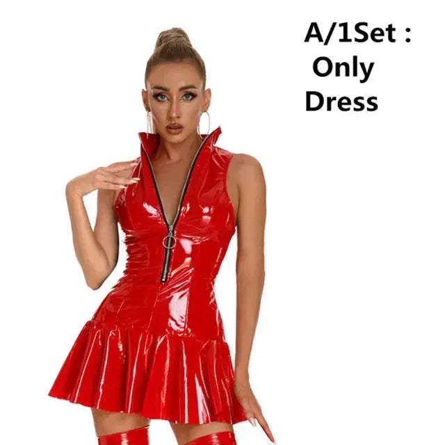 Nuisette en cuir rouge