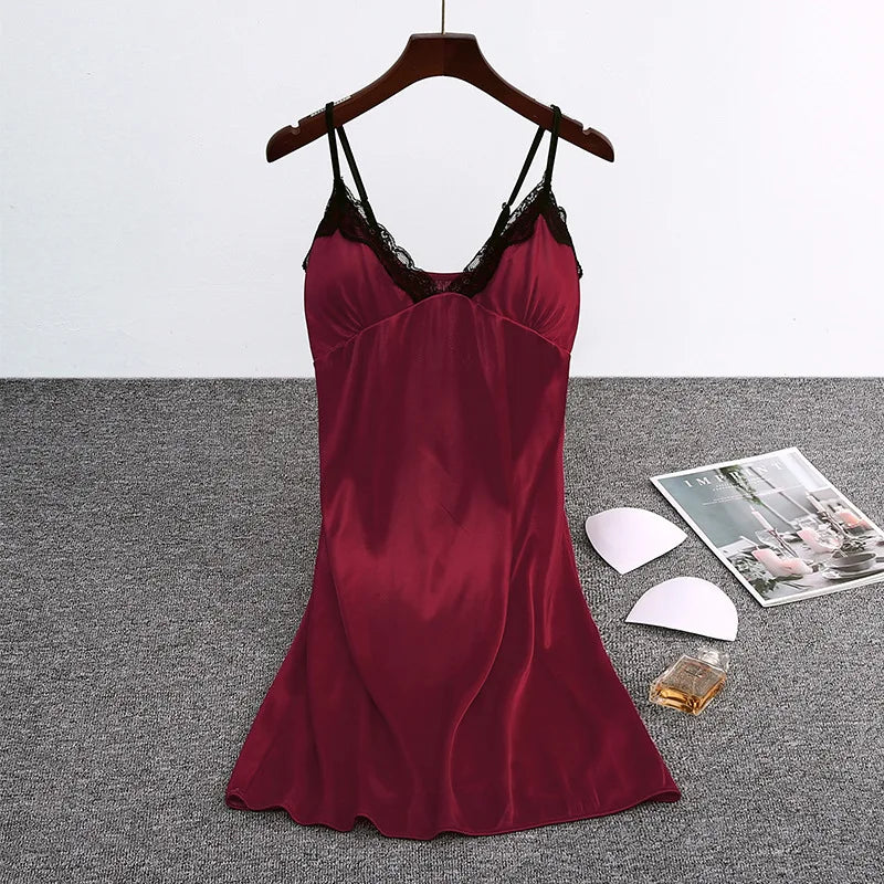 Nuisette bordeaux