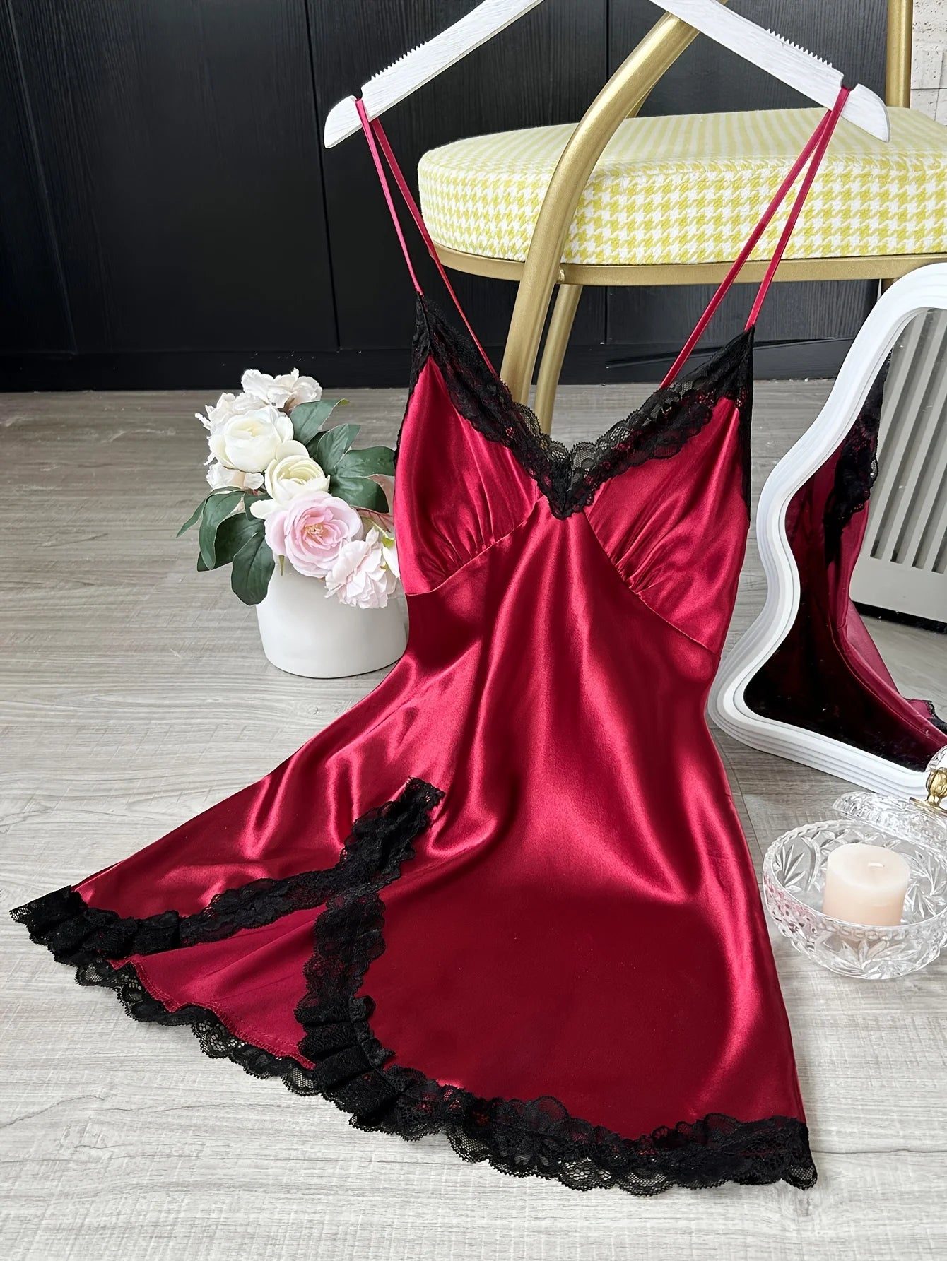 Nuisette rouge bordeaux